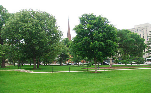 愛(ài)荷華大學(xué)2