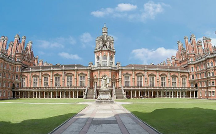 倫敦大學(xué)皇家霍洛威學(xué)院